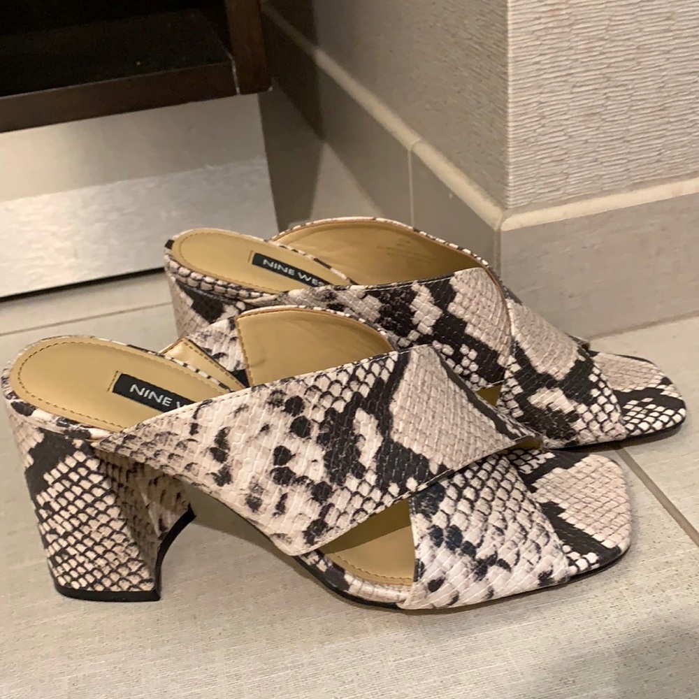 Snake skin Nine West Mules